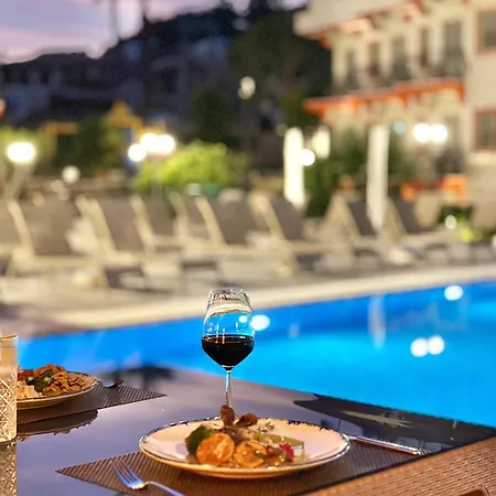 فندق Casa De Levissi 3*