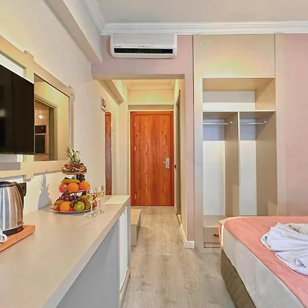 Casa De Levissi Hotel 3*