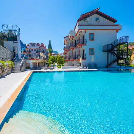 Casa De Levissi فندق 3*